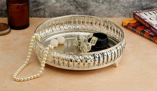 ✨ Elevate Your Decor with This Exquisite Silver Decorative Tray